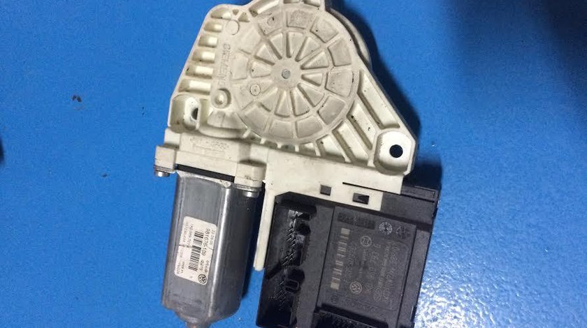 Motoras macara electrica usa cu modul stanga fata VW Passat B6 cod: 1K0959793L 2004-2008