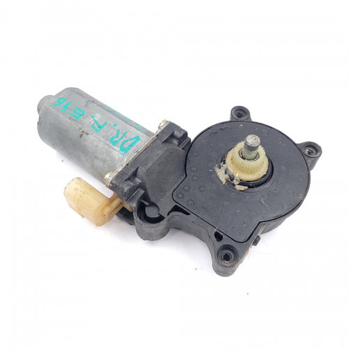 Motoras Macara Fata,dreapta BMW 3 (E46) 1998 - 2007 8362064, 67628362064, 0130821717, 119143XXX