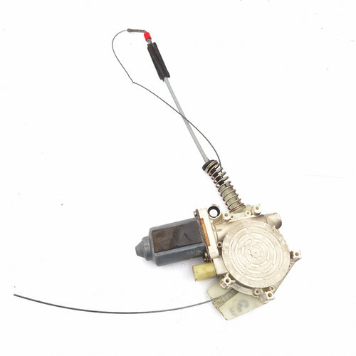 Motoras Macara Fata,dreapta BMW 5 (E39) 1995 - 2004 8360512, 67628360512, E007006002, 9030143, 67628...