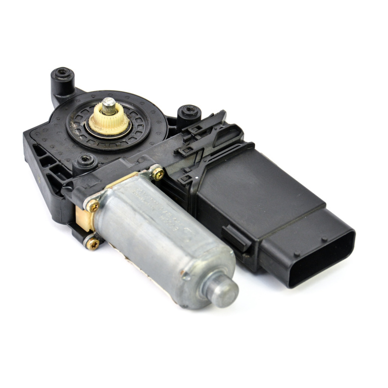 Motoras Macara Fata,dreapta VW PASSAT B5, B5.5 1996 - 2005 3B4837752BS, 0130821694, 101434-200