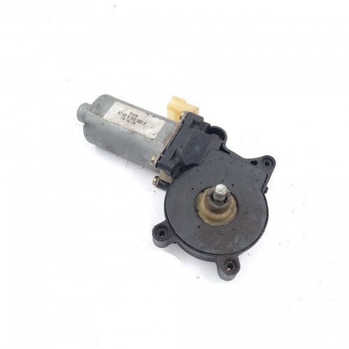 Motoras Macara Fata,stanga BMW 3 (E46) 1998 - 2007 8362063, 67628362063, 676283620630, 119142120, 01...