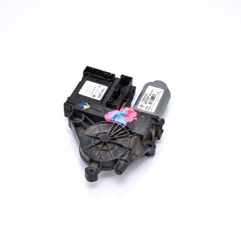 Motoras Macara Fata,stanga VW GOLF 5 2003 - 2009 1T0959702, 1K0959792C