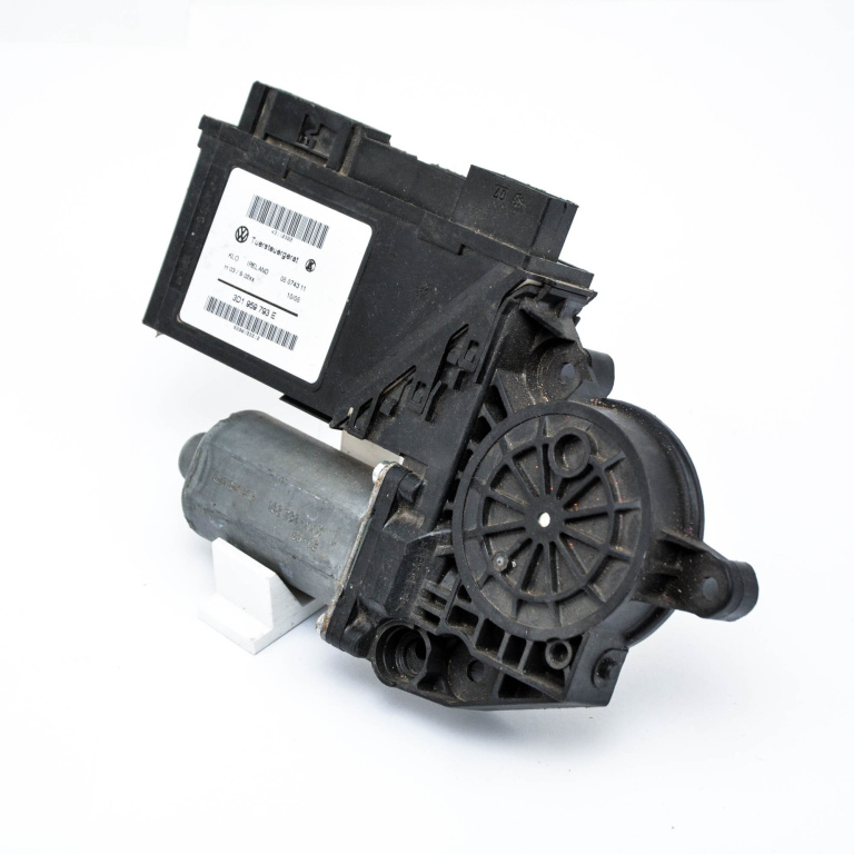 Motoras Macara Fata,stanga VW TOUAREG (7L) 2002 - 2010 7L0959701G, 0130821764, 3D1959793E