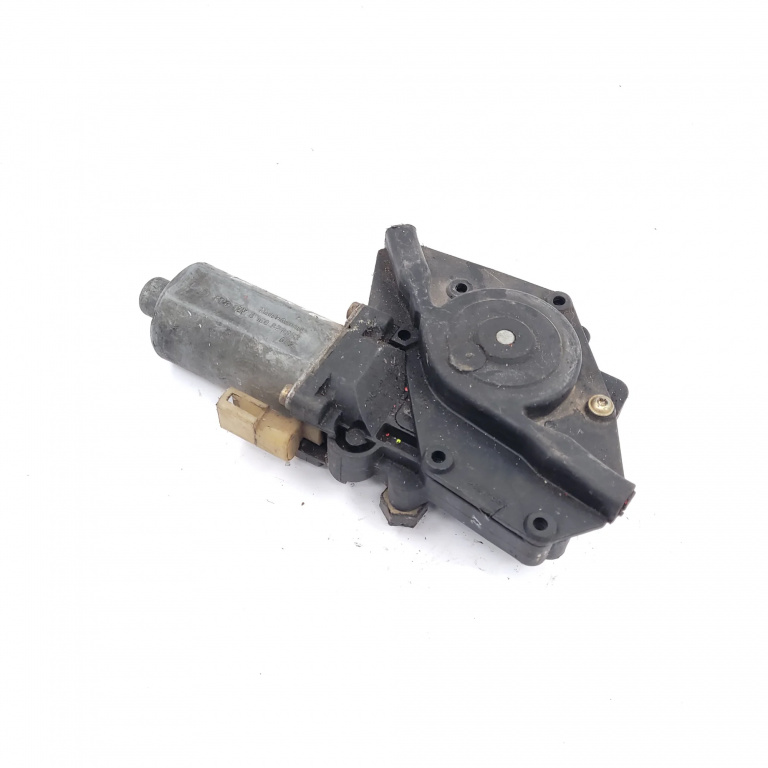 Motoras Macara Ford Fiesta Mk4 1995-2002 Fata Dreapta 0130821683, 0130821662, 0 130 821 683, 0 130 821 662