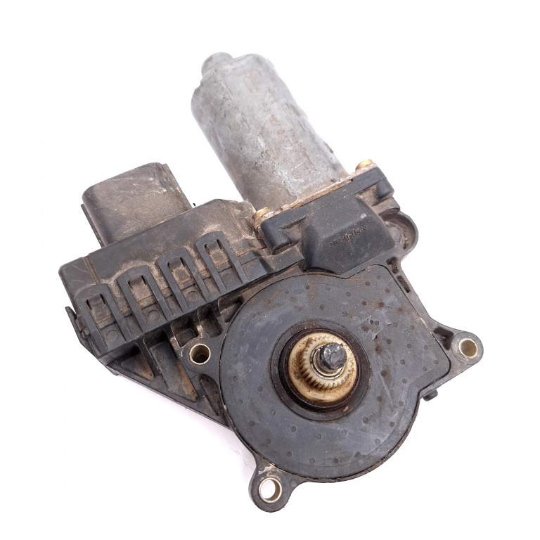 Motoras Macara Ford Mondeo Mk 3 2000-2007 Fata Stanga 0130821770, 0 130 821 770, 2300012696, 944205644