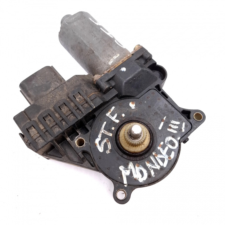 Motoras Macara Ford Mondeo Mk 3 2000-2007 Fata Stanga 0130821770, 0 130 821 770, 944081032