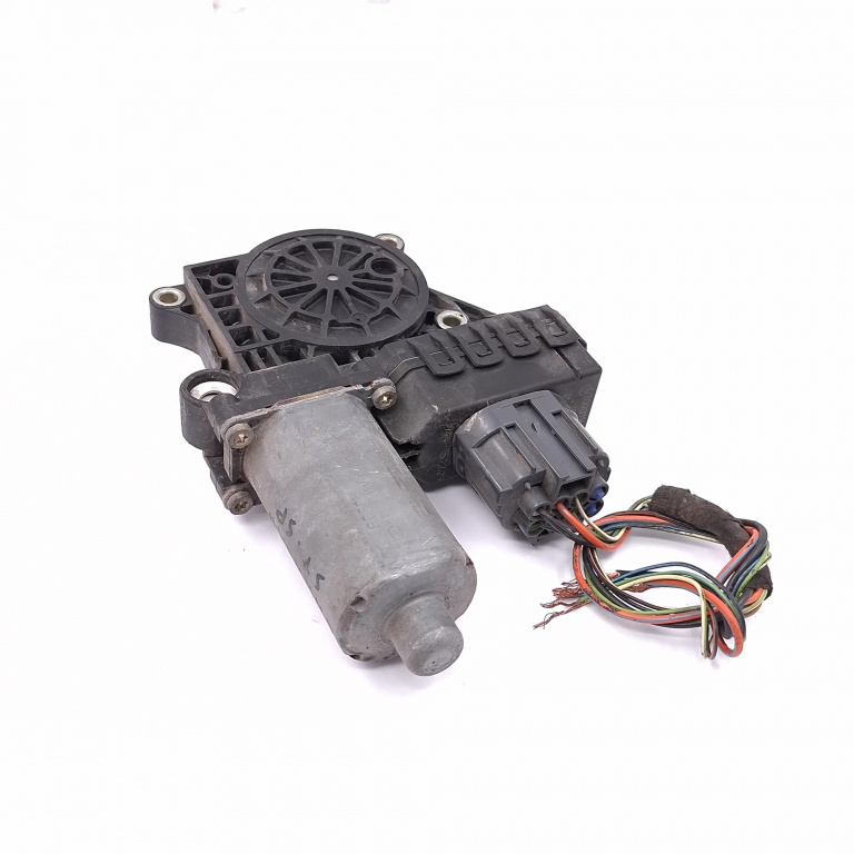 Motoras Macara Ford Mondeo Mk 3 2000-2007 Spate Stanga 0130821773, 0300011609, 944152229, 0 130 821 773 Bosch