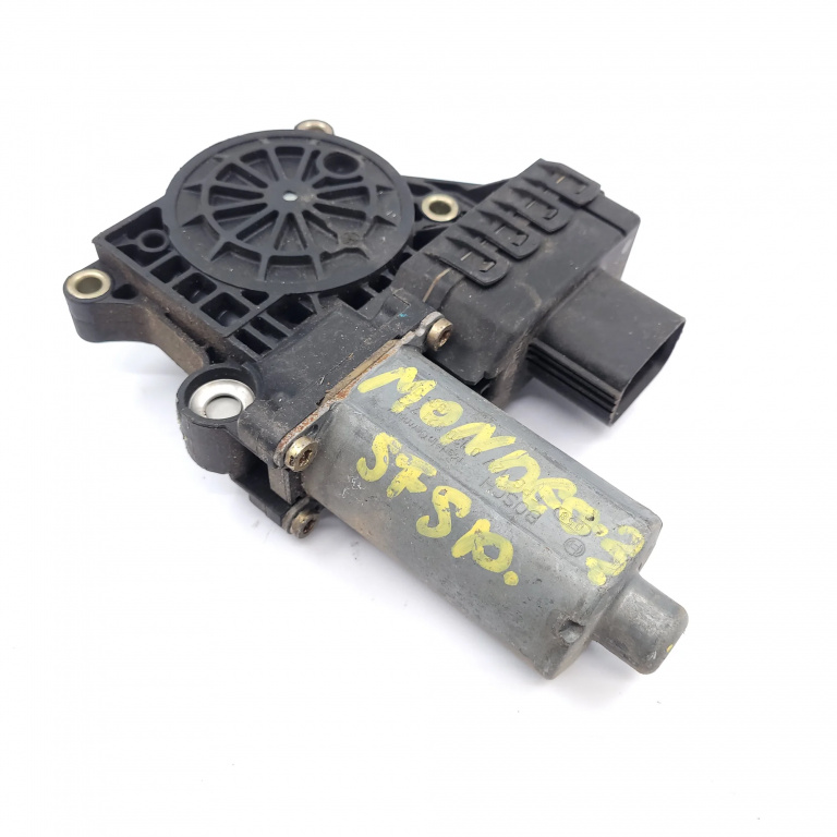 Motoras Macara Ford Mondeo Mk 3 2000-2007 Spate Stanga 0130821773, 1200018901, 944153758, 0 130 821 773 Bosch