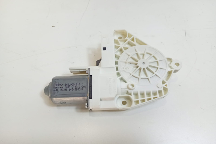 Motoras macara geam 8X0959812A Skoda Sup