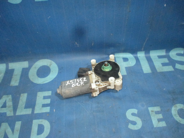 Motoras macara geam BMW E70 X5  (fata)
