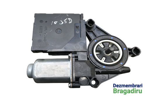 Motoras macara geam dreapta 1K0959792C Volkswagen VW Golf 5 [2003 - 2009] Hatchback 3-usi 1.9 TDI 6D...