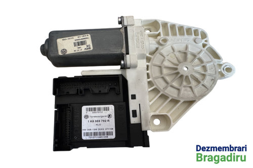 Motoras macara geam dreapta Cod: 1K0959792R Volkswagen VW Golf 6 [2008 - 2015] Hatchback 3-usi 1.4 T...