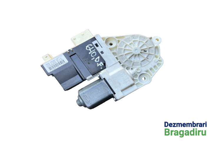 Motoras macara geam dreapta Cod: 996388-102 Citroen C4 [2004 - 2008] Hatchback 3-usi 1.6 HDi MT (109 hp)