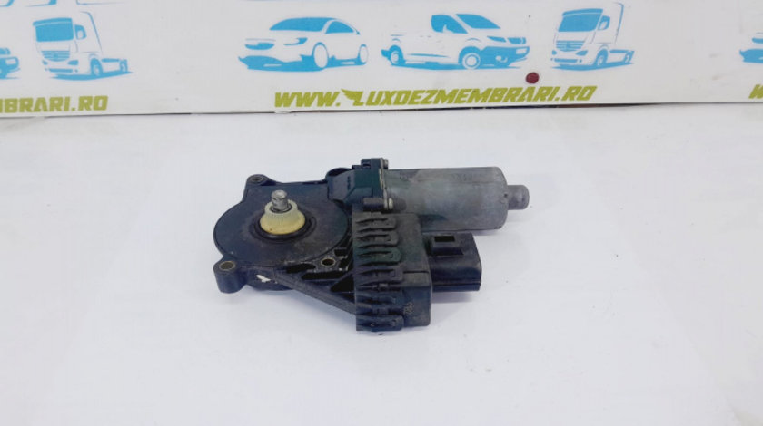 Motoras macara geam dreapta fata 0130821771 Ford Mondeo 3 [2000 - 2003]