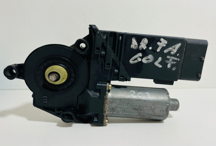 Motoras macara geam dreapta fata 101431203/0130821764 Volkswagen VW Golf 4 [1997 - 2006]