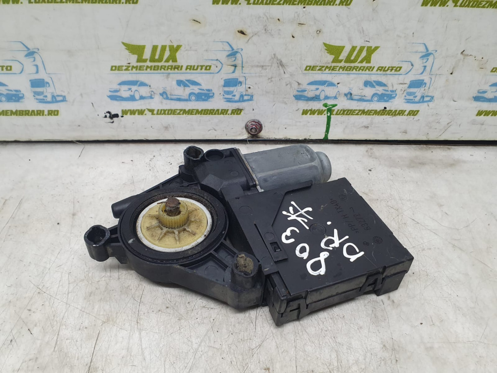 Motoras macara geam dreapta fata 1k0959702e Volkswagen VW Golf 5 [2003 - 2009] 1.9 tdi BKC