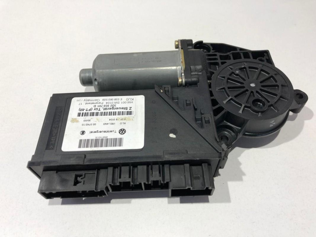 Motoras macara geam dreapta fata 3d2959701d Volkswagen VW Phaeton [2002 - 2008]