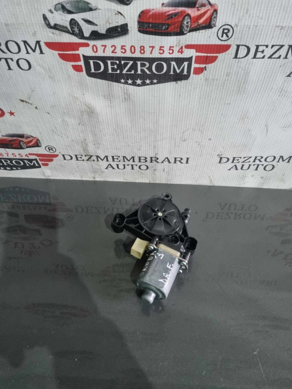 Motoras macara geam dreapta fata 5Q0959802B VW Golf Sportsvan
