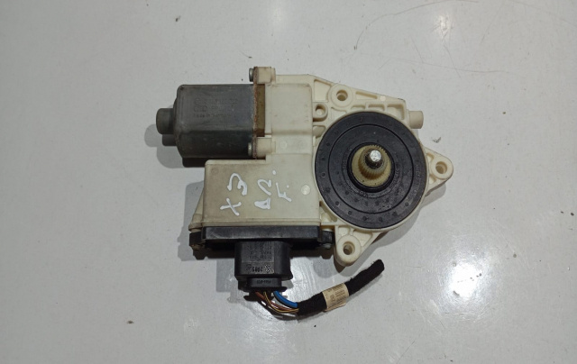 Motoras macara geam dreapta fata 69259641 BMW X3 E83 [2003 - 2006]