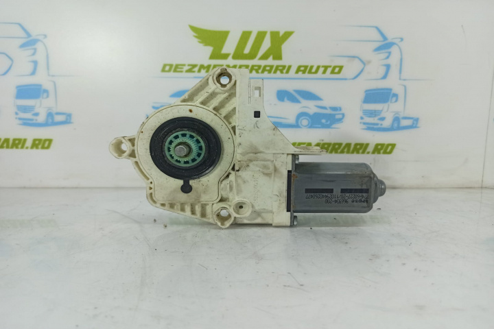 Motoras macara geam dreapta fata 8k0959802a Audi A4 B8/8K [2007 - 2011]