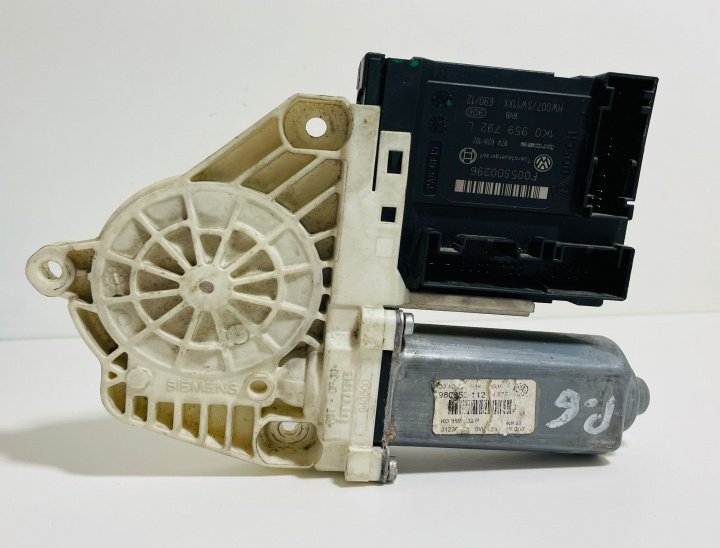 Motoras macara geam dreapta fata 980852112/1K0959792L Volkswagen VW Passat B6 [2005 - 2010]