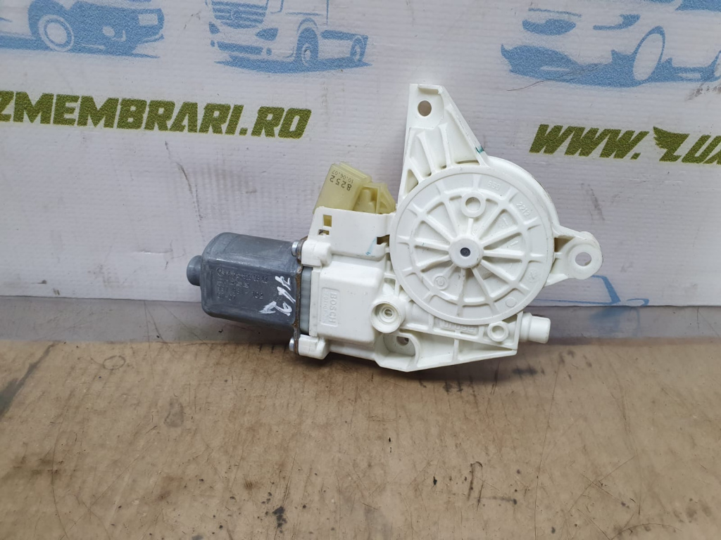Motoras macara geam dreapta fata a2518200842 Mercedes-Benz M-Class W164 [2005 - 2008]