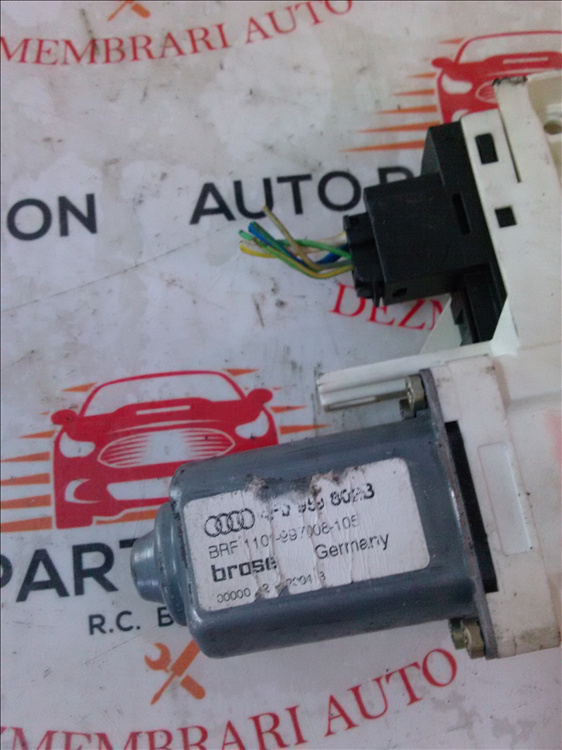 Motoras macara geam dreapta fata AUDI A6 3.0 d an fabr. 2007