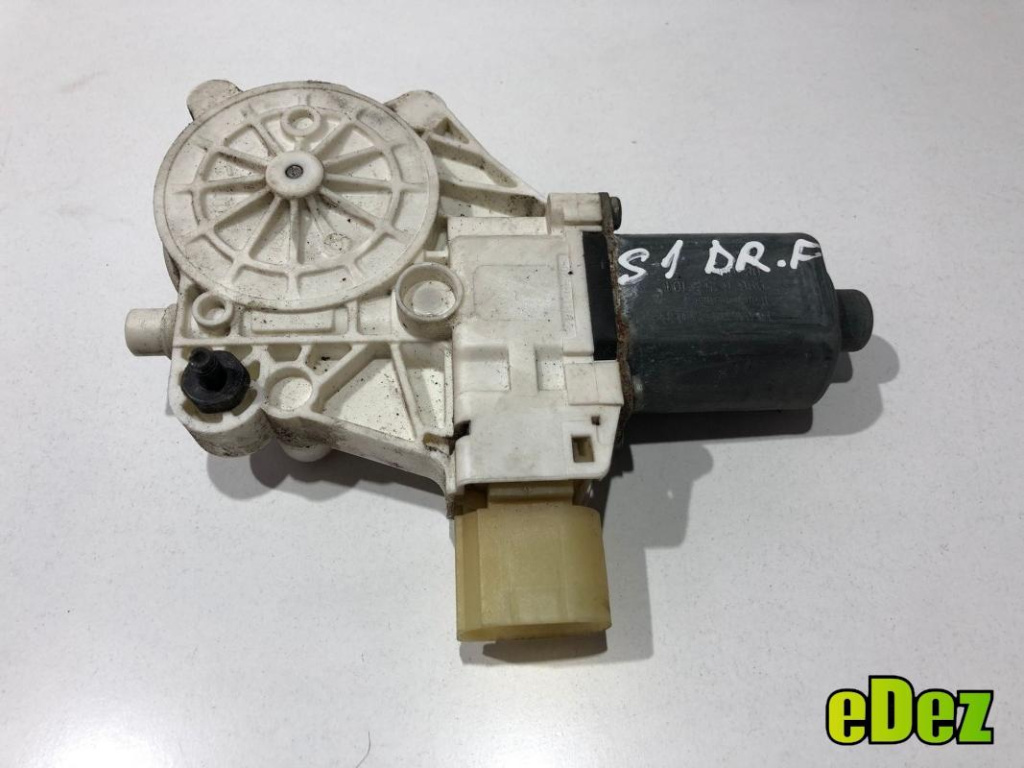 Motoras macara geam dreapta fata BMW Seria 3 (2005-2012) [E90] 6927028