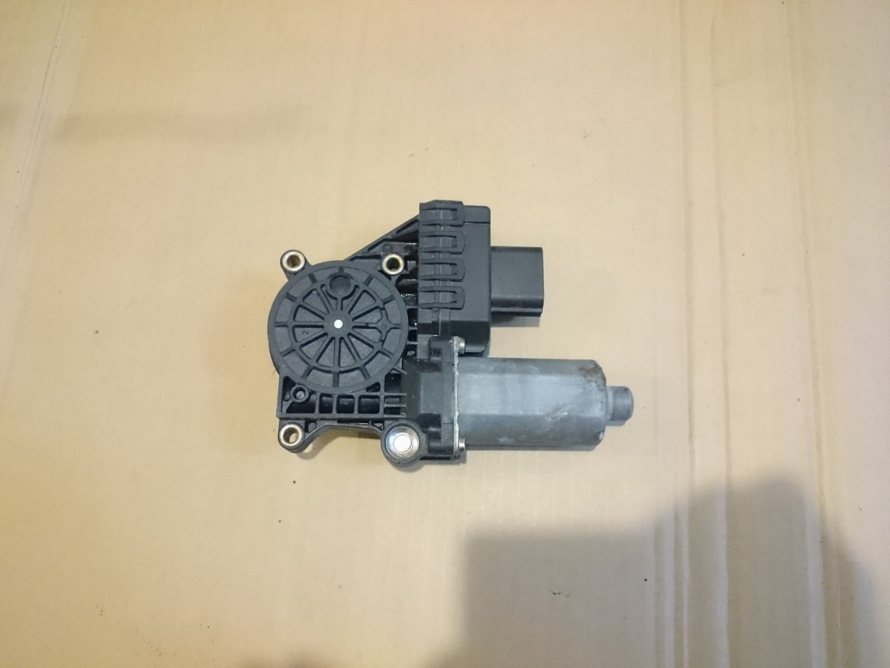 Motoras macara geam dreapta fata Ford Mondeo 3 (2000-2007) cod 0130821771