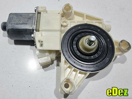 Motoras macara geam dreapta fata Mercedes E-Class (2009->) [W212] A2048200242