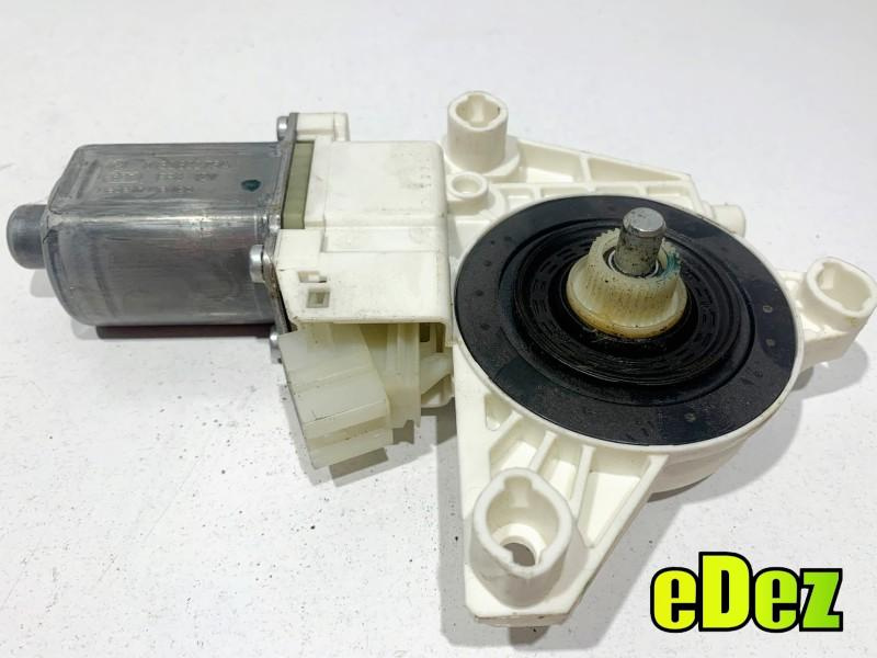 Motoras macara geam dreapta fata Mercedes S-Class (2014->) [W222] A1669060201