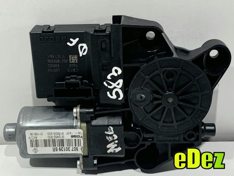 Motoras macara geam dreapta fata Renault Megane 3 (2008-2012) 807301396R