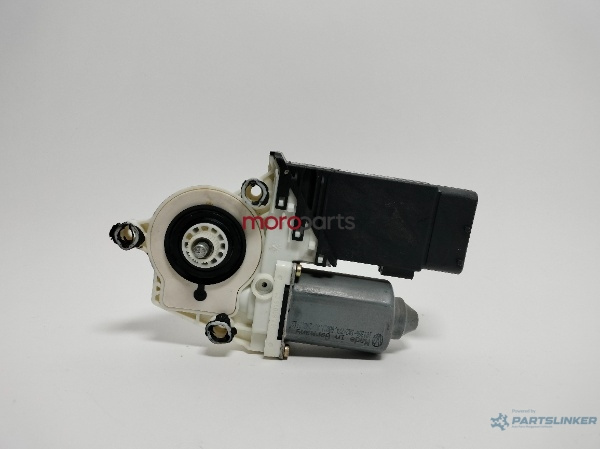 Motoras macara geam dreapta fata VOLKSWAGEN GOLF IV (1J1) [ 1997 - 2007 ] VAG 105415-301 OEM 1C1959802A