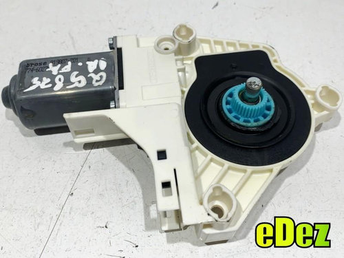 Motoras macara geam dreapta fata Volkswagen Touareg 2 (2010-2015) [7P] 8K0959802B