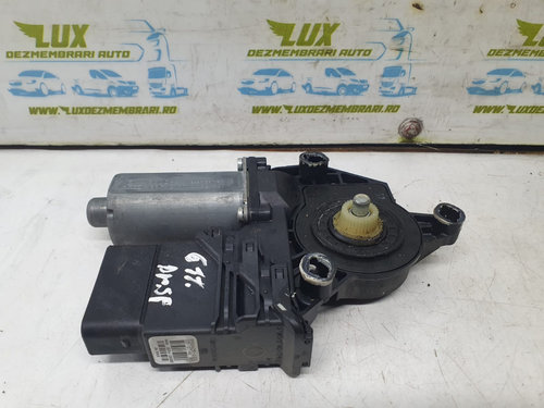 Motoras macara geam dreapta spate 0130821430 Volkswagen VW Golf 5 [2003 - 2009]
