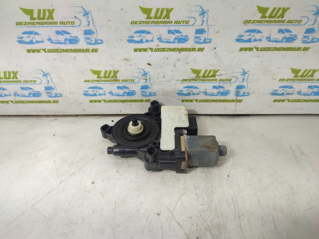 Motoras macara geam dreapta spate 0130822724 Skoda Octavia 3 [2013 - 2017]