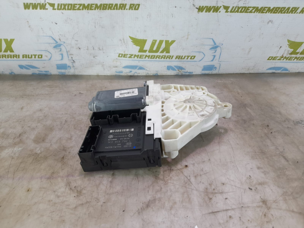 Motoras macara geam dreapta spate 1k0959703p Seat Leon 2 1P [2005 - 2009]