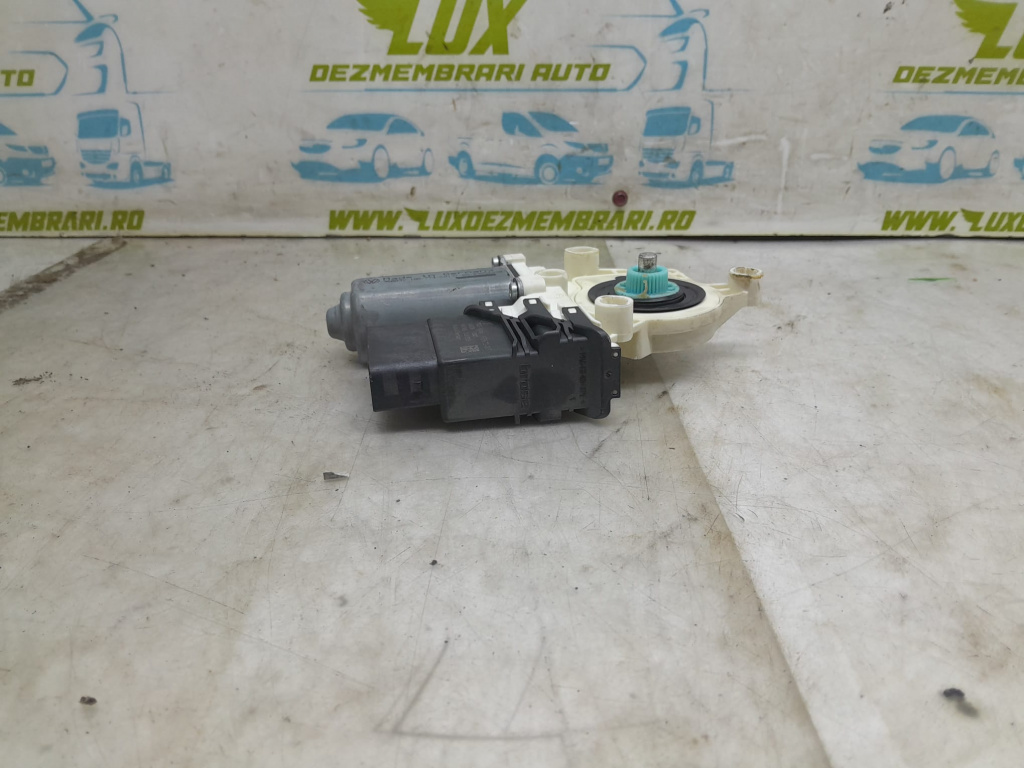 Motoras macara geam dreapta spate 1K0959704P Volkswagen VW Passat B6 [2005 - 2010] 2.0 tdi BMP