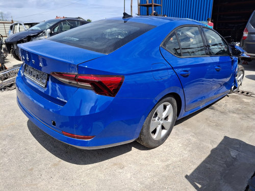 Motoras macara geam dreapta spate 5Q0959408D Skoda Octavia IV Combi (NX5)