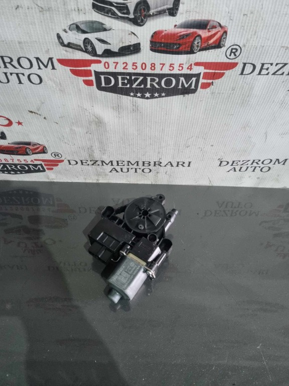 Motoras macara geam dreapta spate 5Q0959812A VW Touran II