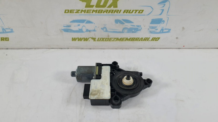 Motoras macara geam dreapta spate 5q0959812a Skoda Octavia 3 [2013 - 2017]