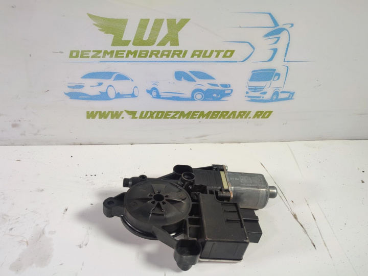 Motoras macara geam dreapta spate 5Q0959812E 0130822724 Seat Leon 3 5F [2012 - 2016]