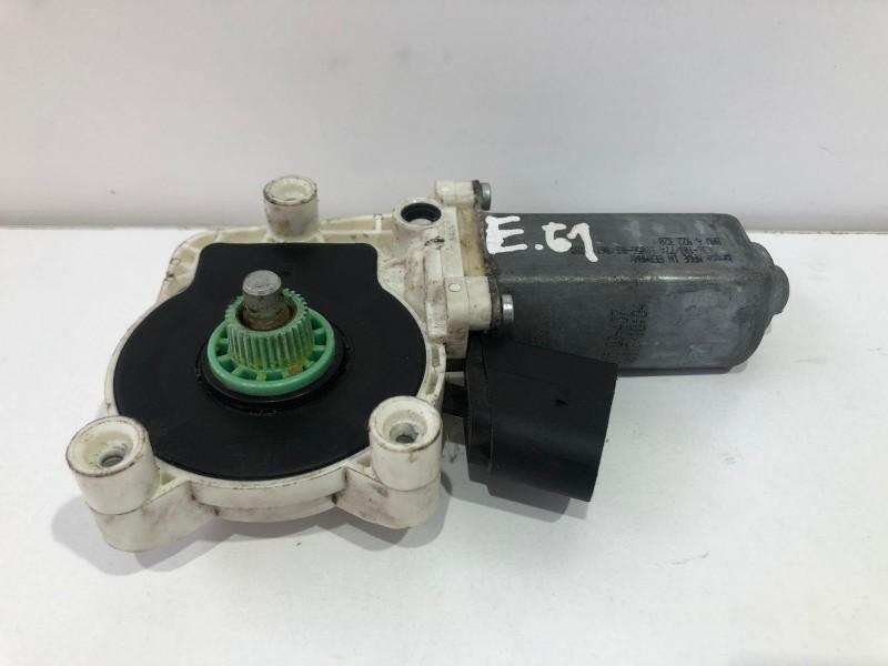 Motoras macara geam dreapta spate 6922320 BMW Seria 5 E60/E61 [2003 - 2007]