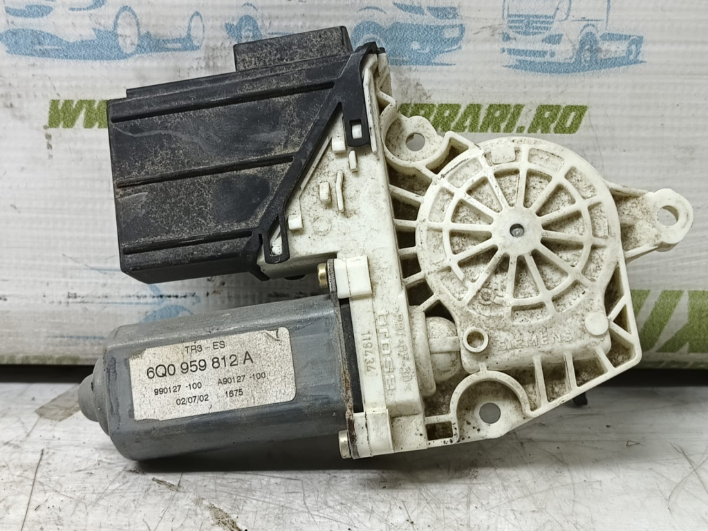 Motoras macara geam dreapta spate 6q0959812a Seat Ibiza 3 6L [2002 - 2006]
