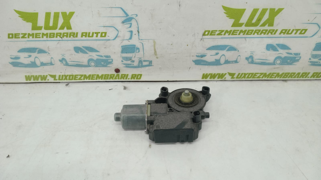Motoras macara geam dreapta spate 6r0959812g Volkswagen VW Polo 5 6R [2009 - 2015]