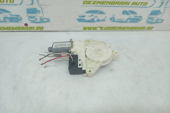 Motoras macara geam dreapta spate 827300001r Renault Laguna 3 [2007 - 2011]