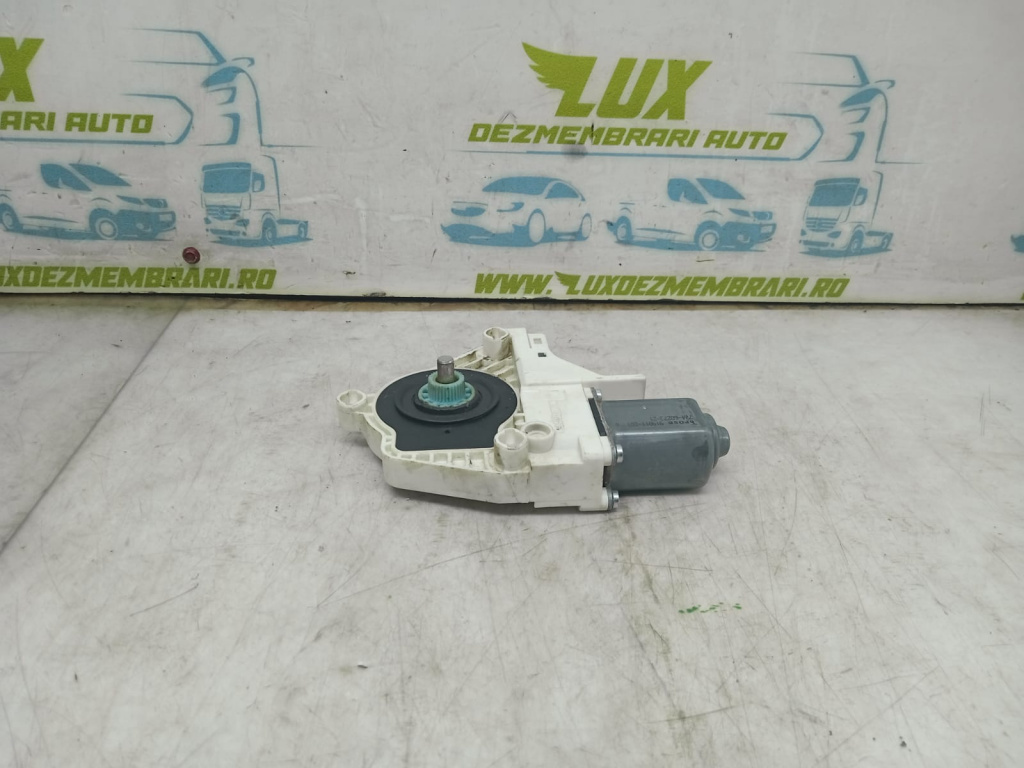 Motoras macara geam dreapta spate 8k0959812a Audi Q5 8R [2008 - 2012]