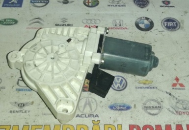 Motoras macara geam dreapta spate a b class a200 w169 136cp motor 2.0cdi cod 640