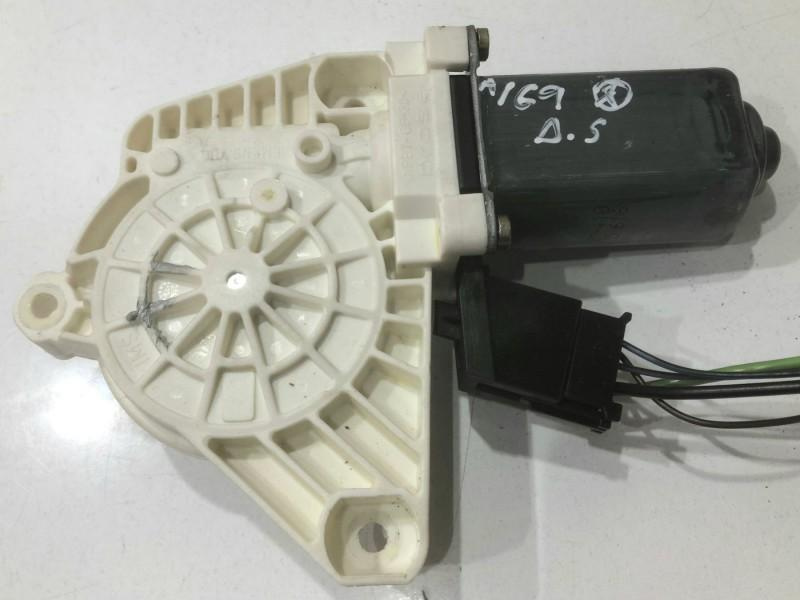 Motoras macara geam dreapta spate a1698202042 Mercedes-Benz A-Class W169 [2004 - 2008]