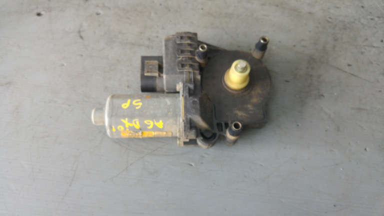 Motoras macara geam dreapta spate audi a6 4b 4b0959802b